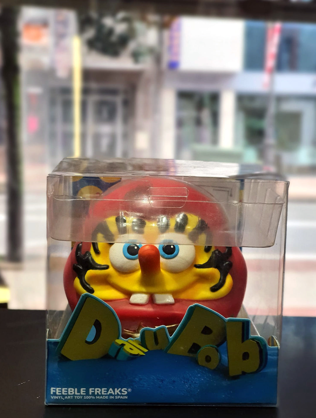 Daruma Bob E. x MOI MARTOS